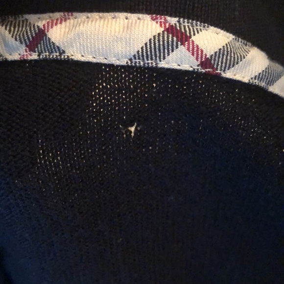 ✨Burberry Long sleeve collar partial buttoned classic plaid trim sweater - Picture 9 of 14